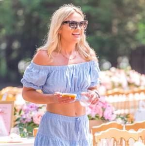 Meet your Posher, Whitney